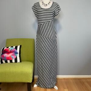 Trouve Gray Striped Scoop Neck Maxi Dress